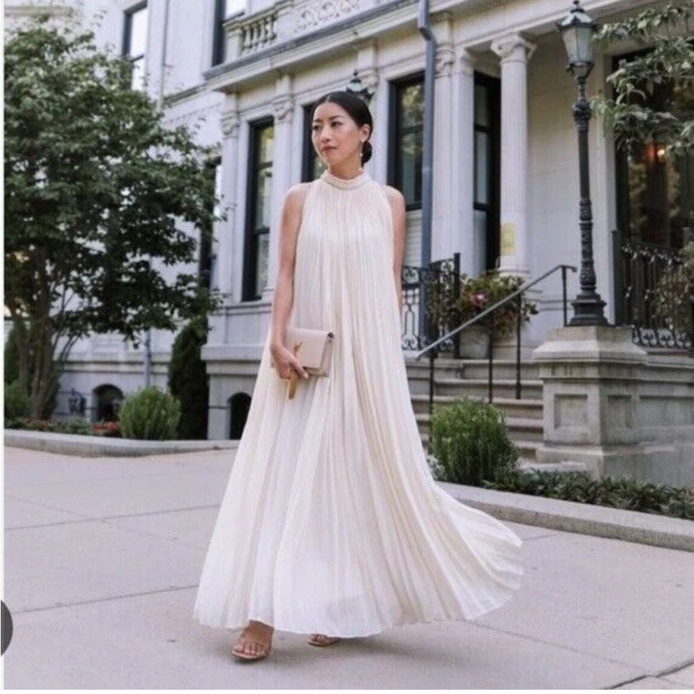 Banana Republic Radiant Ivory Maxi Dress